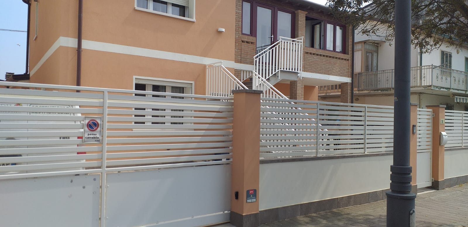 Home 3 Recinzione scala